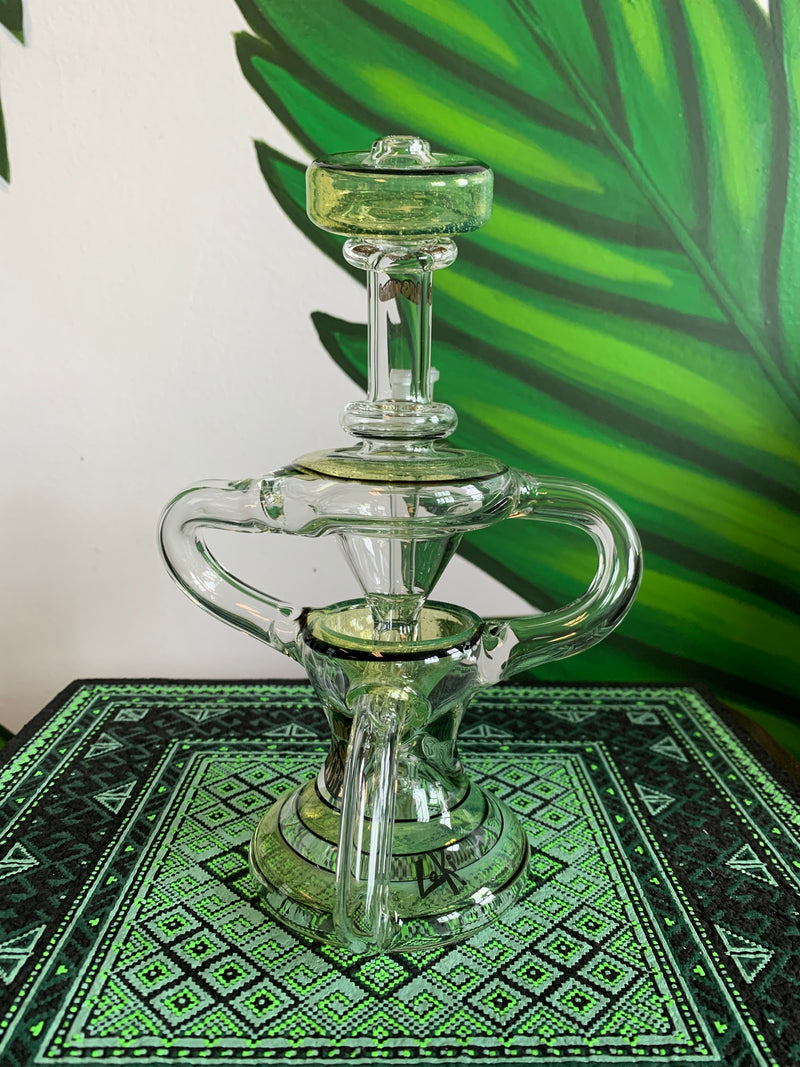 Slugworth Glass recycler color accent